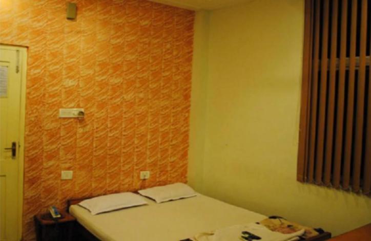 Hotel Shakun ビラーイー エクステリア 写真
